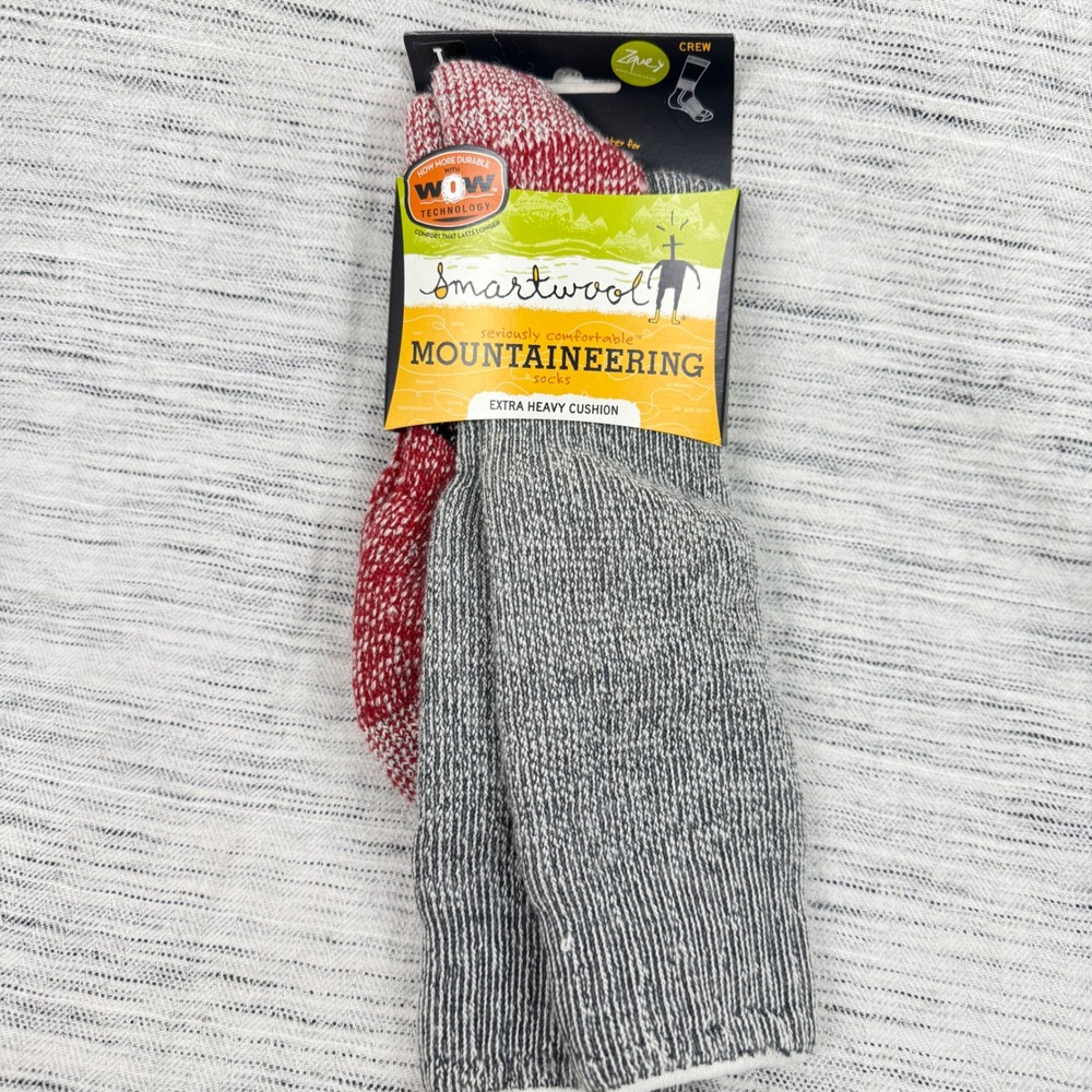 NEW Smartwool Men's Mountaineering Crew Socks Large Gray Red Extra Heavy Cushion - Picture 1 of 8